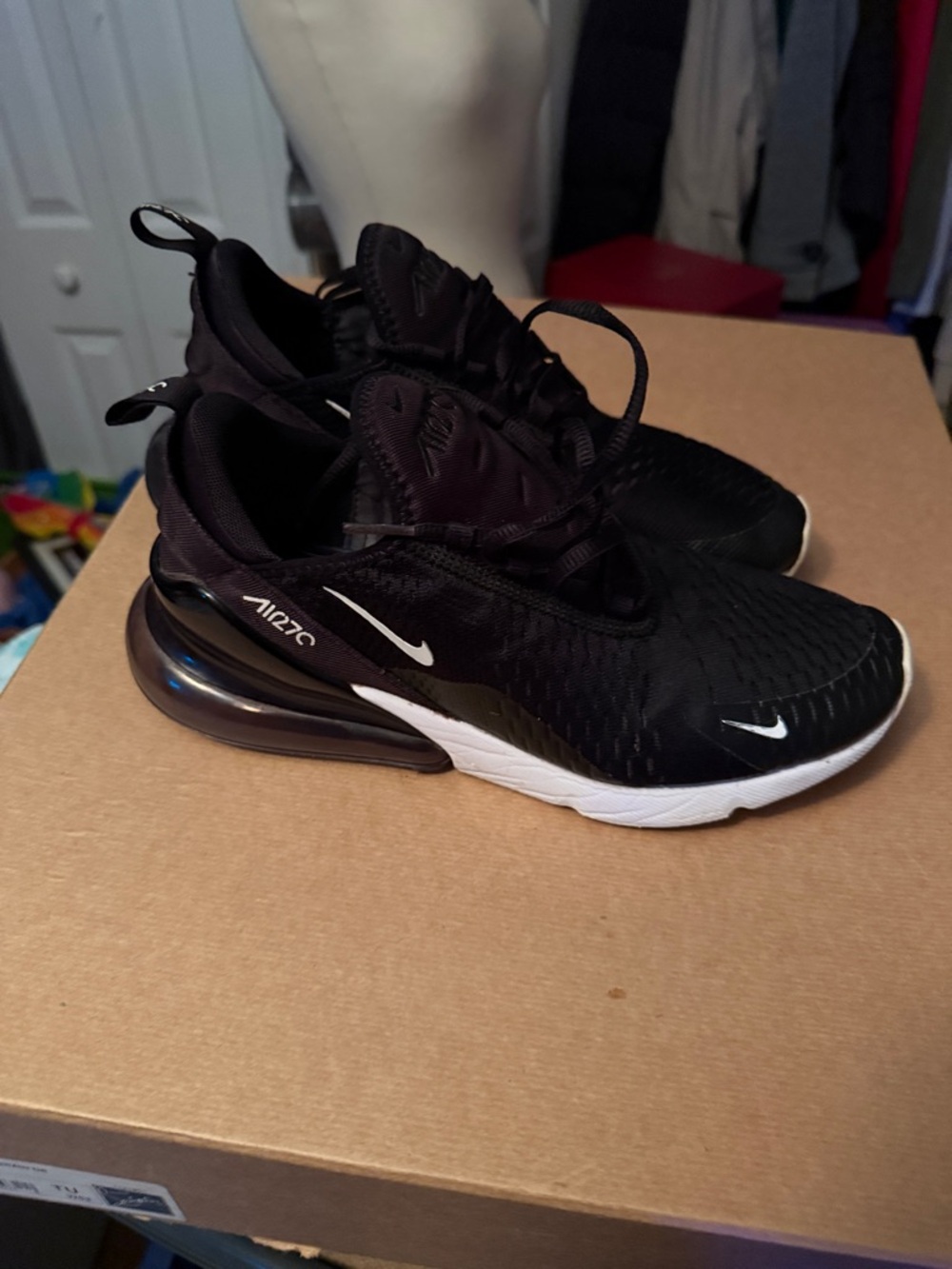 270 Nike Shoes